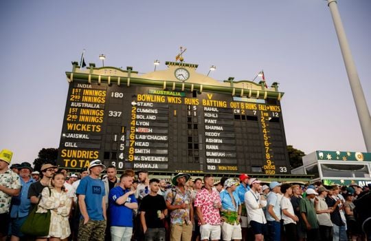 BOOK YOUR ASHES HOLIDAY